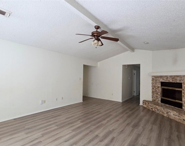 3767 Glade Forest Drive - Photo Thumbnail 3
