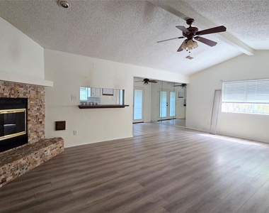 3767 Glade Forest Drive - Photo Thumbnail 2