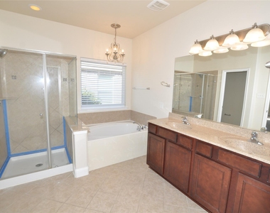 21502 Duke Alexander Drive - Photo Thumbnail 13