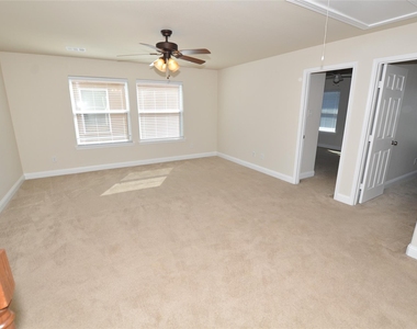 21502 Duke Alexander Drive - Photo Thumbnail 14