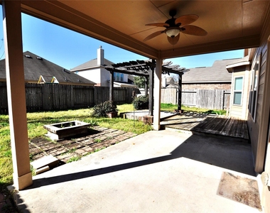21502 Duke Alexander Drive - Photo Thumbnail 20