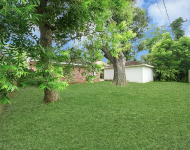 9126 Willow Meadow Drive - Photo Thumbnail 5