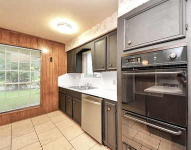9126 Willow Meadow Drive - Photo Thumbnail 33
