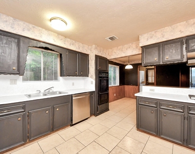 9126 Willow Meadow Drive - Photo Thumbnail 35