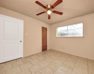 9126 Willow Meadow Drive - Photo Thumbnail 16