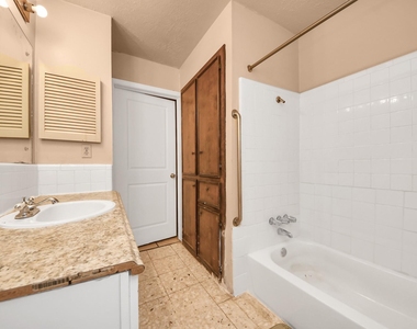 9126 Willow Meadow Drive - Photo Thumbnail 15