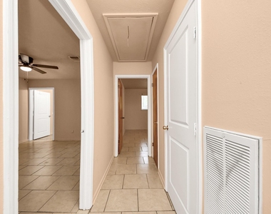 9126 Willow Meadow Drive - Photo Thumbnail 18