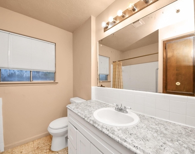 9126 Willow Meadow Drive - Photo Thumbnail 14
