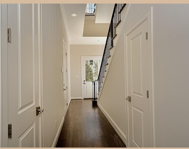 215 Willow Street - Photo Thumbnail 4