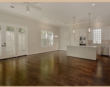 215 Willow Street - Photo Thumbnail 7