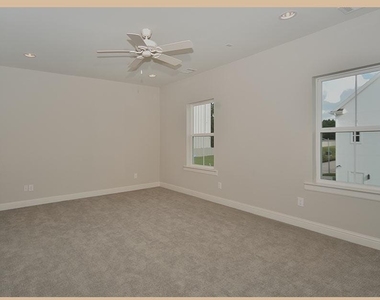 215 Willow Street - Photo Thumbnail 17
