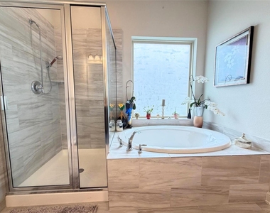 244 Upland Drive - Photo Thumbnail 17