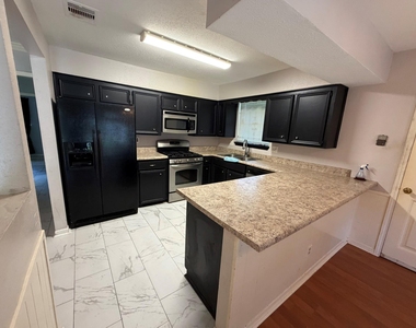 7106 Haverton Drive - Photo Thumbnail 5