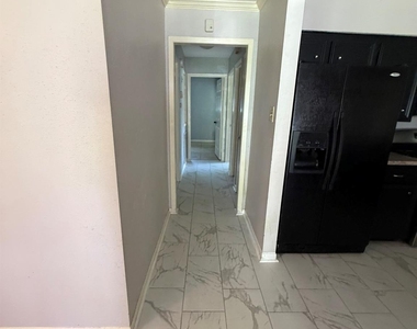 7106 Haverton Drive - Photo Thumbnail 4
