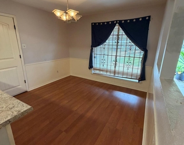 7106 Haverton Drive - Photo Thumbnail 6