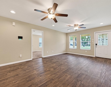 1708 Sycamore Avenue - Photo Thumbnail 7