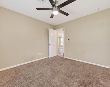 1708 Sycamore Avenue - Photo Thumbnail 16