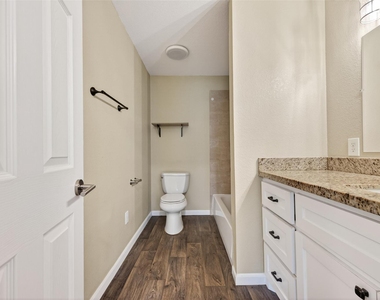 1708 Sycamore Avenue - Photo Thumbnail 24