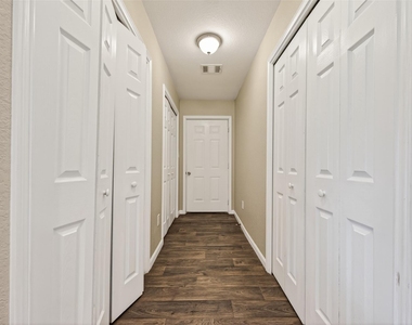 1708 Sycamore Avenue - Photo Thumbnail 13