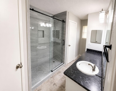 2022 Crosscoach Lane - Photo Thumbnail 20