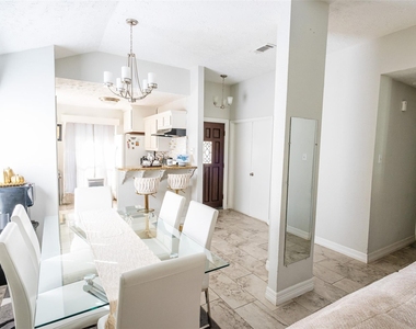 2022 Crosscoach Lane - Photo Thumbnail 12