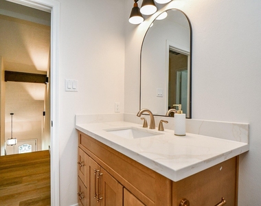 21 Edgewood Forest Ct - Photo Thumbnail 25