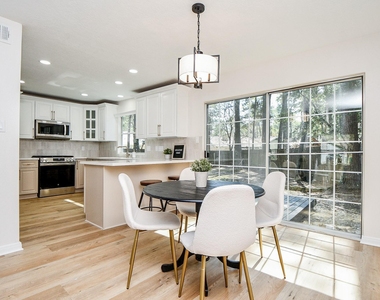 21 Edgewood Forest Ct - Photo Thumbnail 12