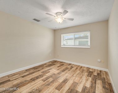 458 Sandpiper Drive - Photo Thumbnail 39