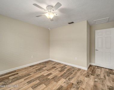 458 Sandpiper Drive - Photo Thumbnail 43