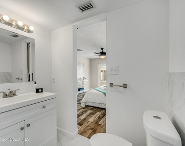 458 Sandpiper Drive - Photo Thumbnail 34