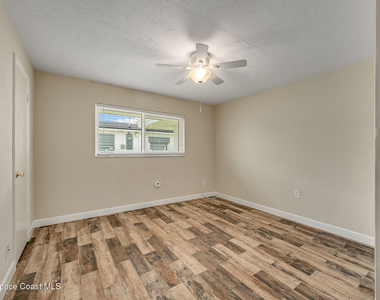 458 Sandpiper Drive - Photo Thumbnail 42