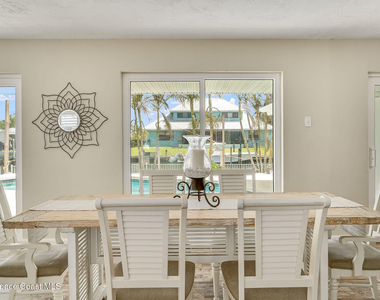 458 Sandpiper Drive - Photo Thumbnail 17