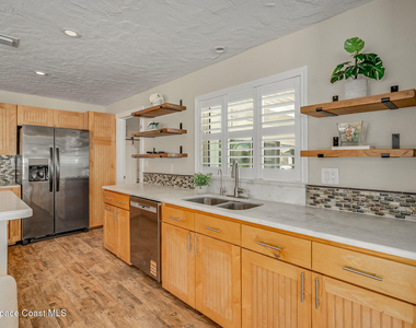 458 Sandpiper Drive - Photo Thumbnail 7
