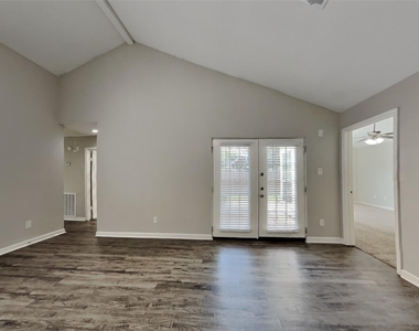 6823 Heather Hollow Drive - Photo Thumbnail 2
