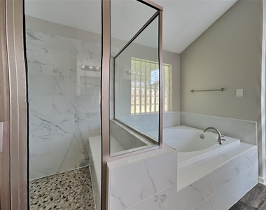 6823 Heather Hollow Drive - Photo Thumbnail 9