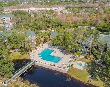 7667 N Wickham Road - Photo Thumbnail 18