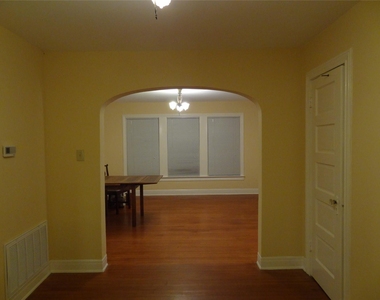633 Harvard Street - Photo Thumbnail 1