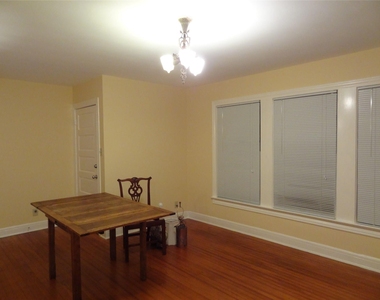633 Harvard Street - Photo Thumbnail 5