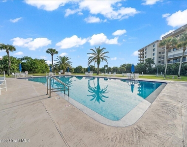 3190 N Atlantic Avenue - Photo Thumbnail 1