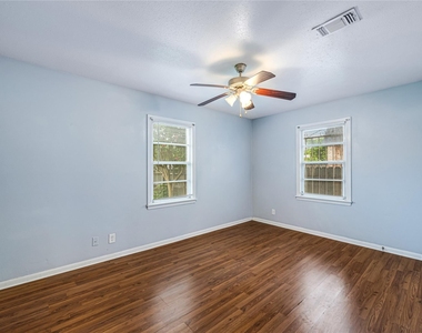 4019 Billingsley Street - Photo Thumbnail 9