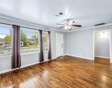 4019 Billingsley Street - Photo Thumbnail 3
