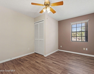 2653 Elliot Way - Photo Thumbnail 11