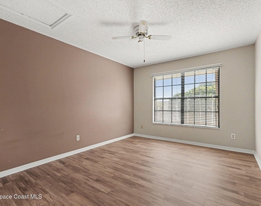2653 Elliot Way - Photo Thumbnail 24