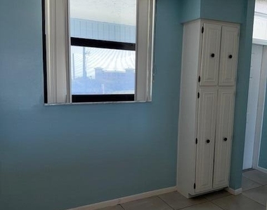 2101 S Atlantic Avenue - Photo Thumbnail 7