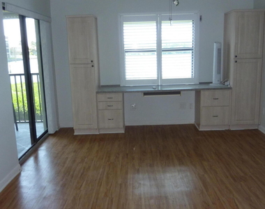 3165 N Atlantic Avenue - Photo Thumbnail 10