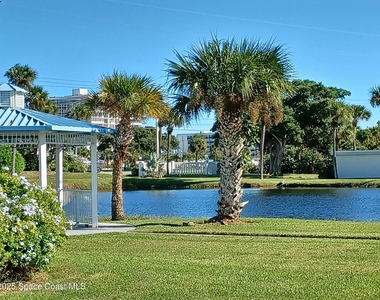 3165 N Atlantic Avenue - Photo Thumbnail 3