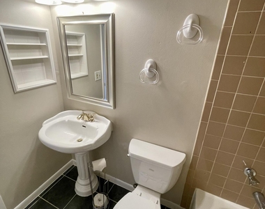 1664 Sunny Brook Lane Ne - Photo Thumbnail 11