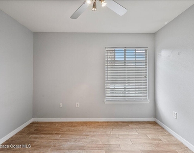 3542 D Avinci Way - Photo Thumbnail 18