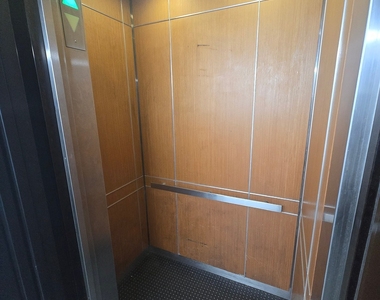 West 79 Street - Photo Thumbnail 7