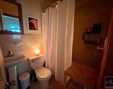 6 Brevoort Place - Photo Thumbnail 6